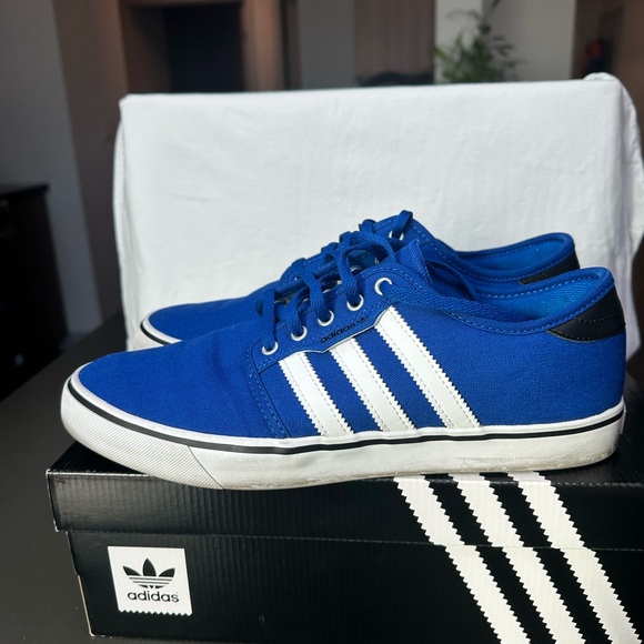 Size 10.5 - adidas Seeley Royal Blue - Picture 5 of 13